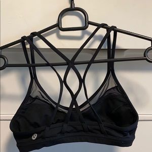 Black Lululemon sport bra